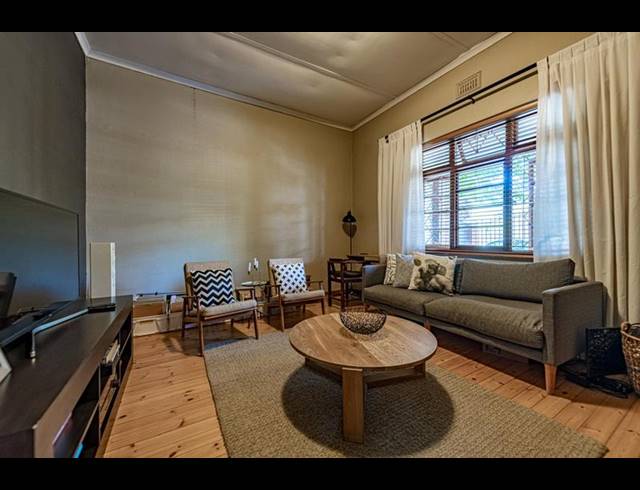4 BEDROOM HOUSE FOR SALE IN BOSTON